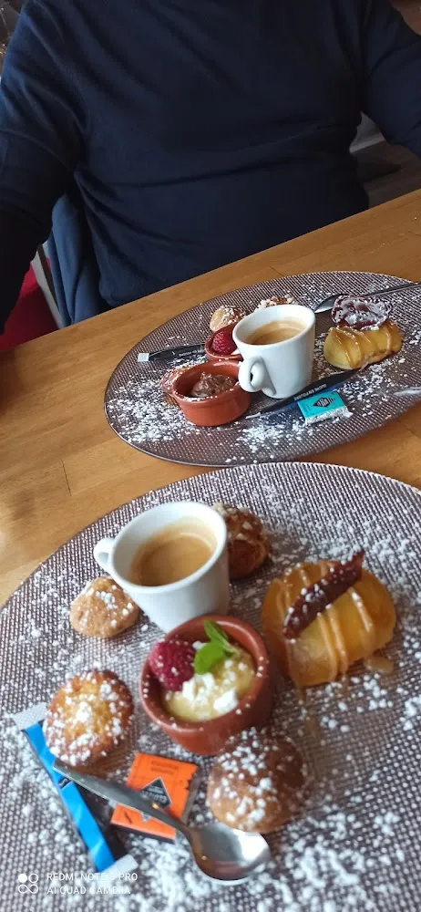 Café Gourmand